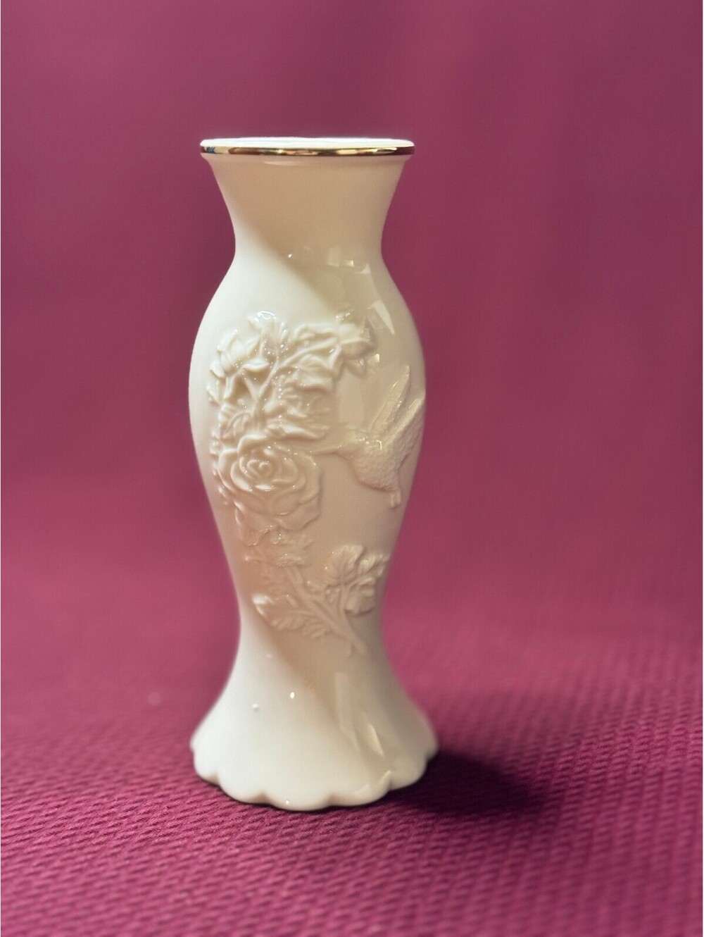 Vintage Lenox Hummingbird & Rose Bud Vase Ivory Porcelain 24K Gold Trim 5.75"